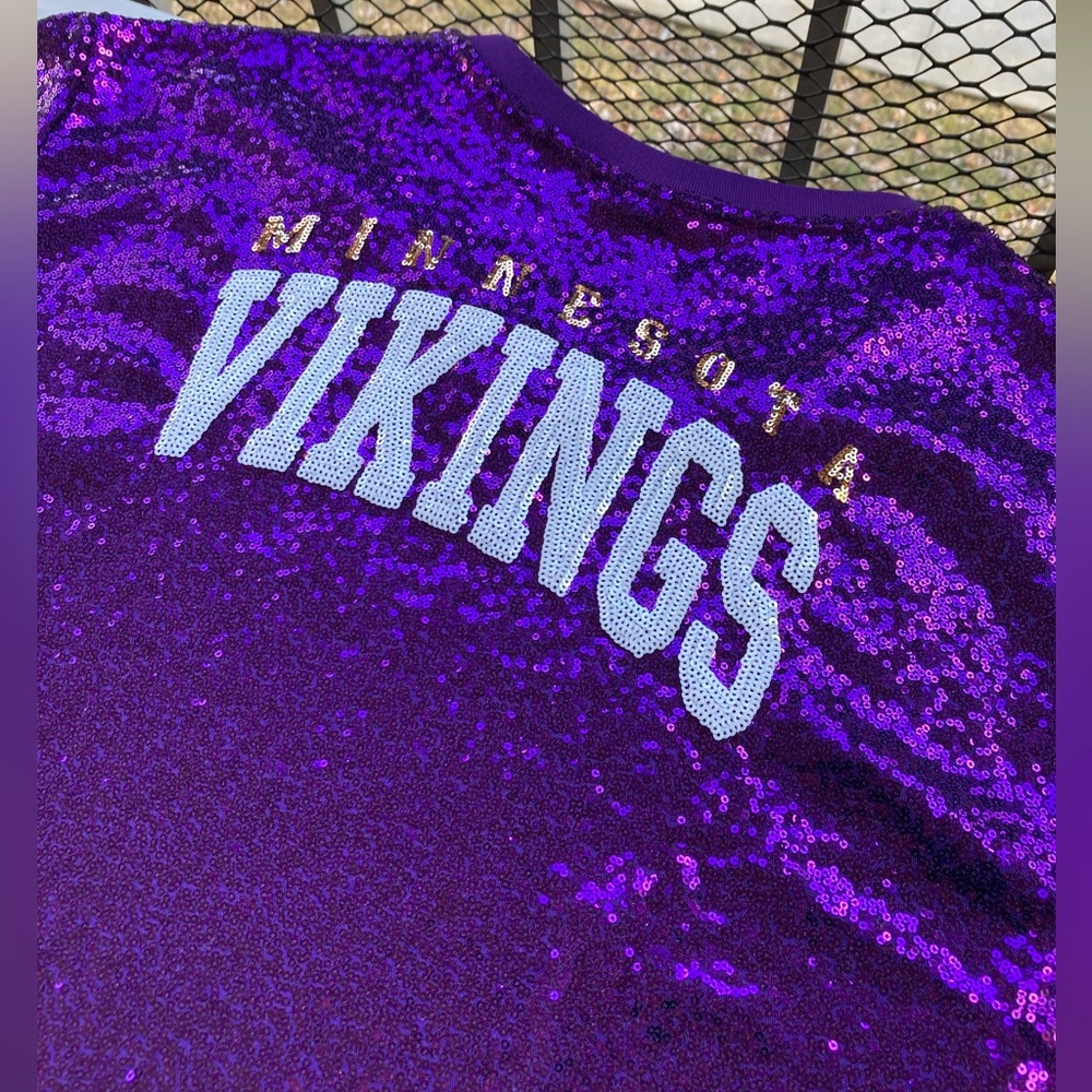 NFL Minnesota Vikings Purple Sequins Sparkle Football Jersey Viking Patch NEW - Picture 5 of 17